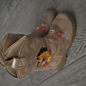 Spirit boots toddler size 9